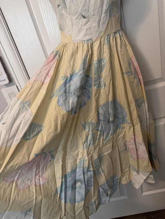 Vintage 80s Strapless Floral Midi Dress in Pastel Yellow